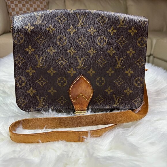 Authentic Louis Vuitton Monogram Cartouchiere GM Crossbody Shoulder Bag - Picture 2 of 12